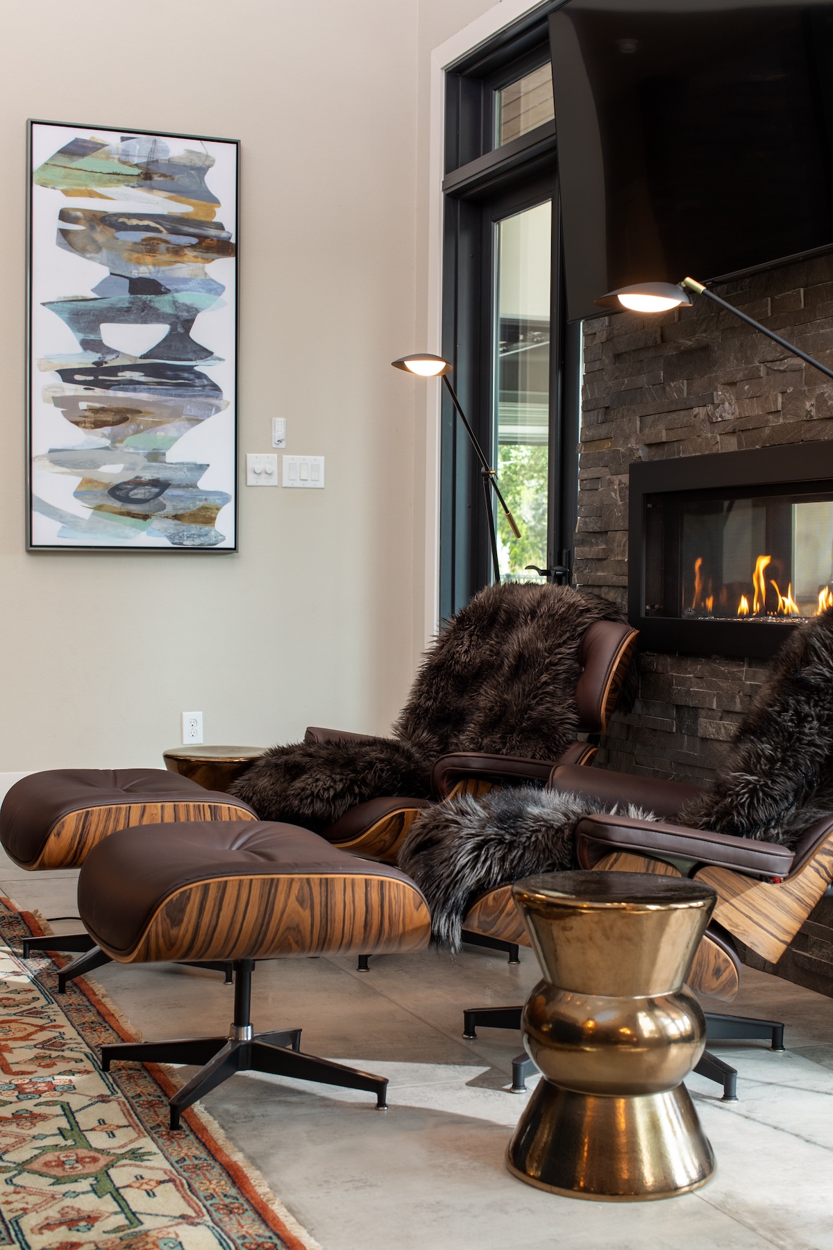 Fall-ing in Love with Interior Design: Fun Ways to Transition from Summer to Fall!